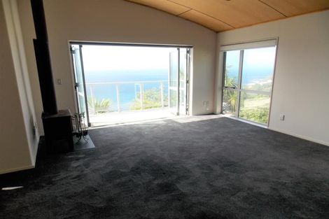 Photo of property in 24 Signallers Grove, Strathmore Park, Wellington, 6022