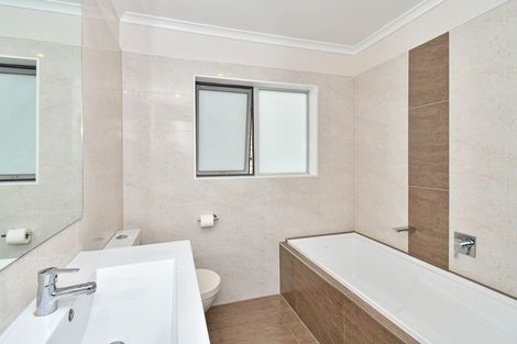 Photo of property in 27b Gifford Road, Papatoetoe, Auckland, 2025