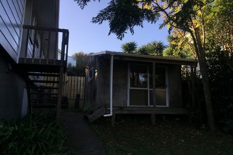 Photo of property in 20 Peterhouse Place, West Harbour, Auckland, 0618