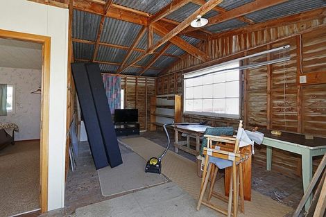 Photo of property in 13 Whitcombe Road, Opunake, 4616