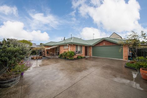 Photo of property in 12 Bendigo Street, Cloverlea, Palmerston North, 4412