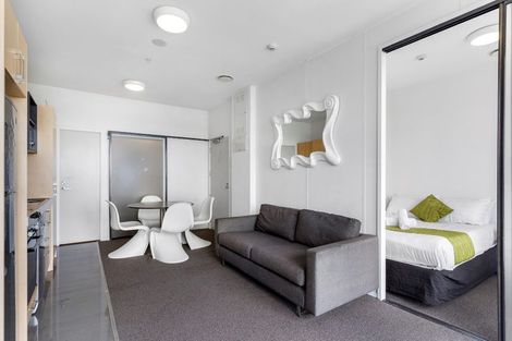 Photo of property in Twin Towers, 802/17 Putney Way, Manukau, Auckland, 2104