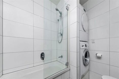 Photo of property in Apollo Apartments, 201/46 Rosedale Road, Rosedale, Auckland, 0632