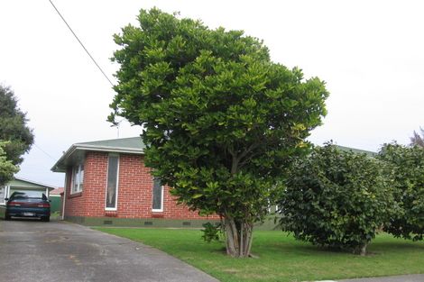 Photo of property in 5 Peters Avenue, Cloverlea, Palmerston North, 4412