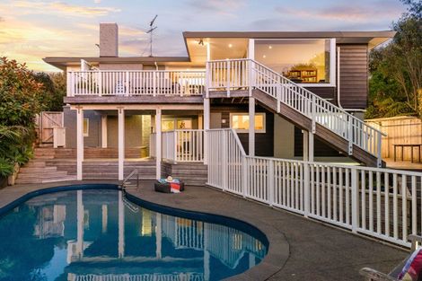 Photo of property in 13 Evelyn Road, Cockle Bay, Auckland, 2014