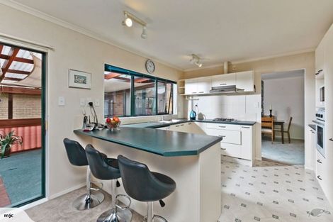 Photo of property in 26 Adelphi Place, Albany, Auckland, 0632