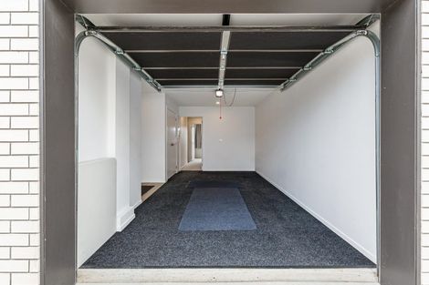 Photo of property in 2/28 Westgate Drive, Westgate, Auckland, 0614