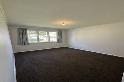 Photo of property in 1/1123 Fergusson Drive, Clouston Park, Upper Hutt, 5018