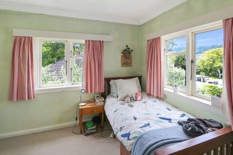 Photo of property in 9 Penrose Street, Woburn, Lower Hutt, 5010