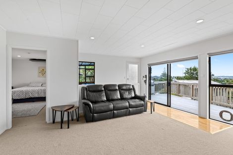 Photo of property in 32a Gilshennan Valley, Red Beach, 0932