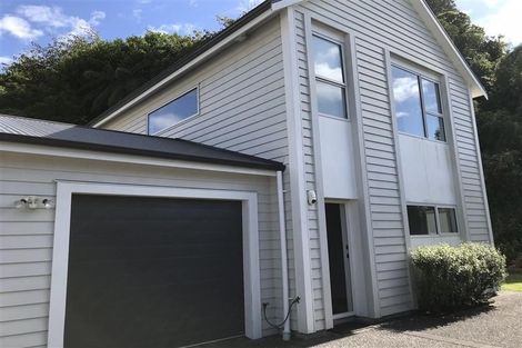 Photo of property in 46b Parkvale Road, Karori, Wellington, 6012