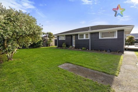 Photo of property in 2/74 Dyer Street, Epuni, Lower Hutt, 5011