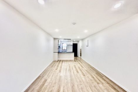 Photo of property in 50d Greenmeadows Avenue, Manurewa East, Auckland, 2102