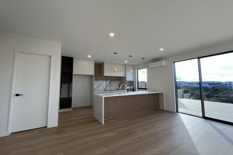 Photo of property in 23 Puihi Crescent, Massey, 0614