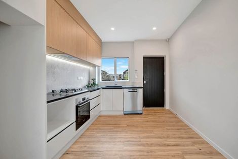 Photo of property in 60 Opoka Street, Papakura, 2110