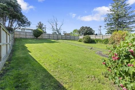 Photo of property in 4 Alloway Street, Westgate, Auckland, 0614
