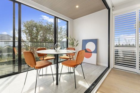 Photo of property in 2/32a Westgate Drive, Massey, Auckland, 0614