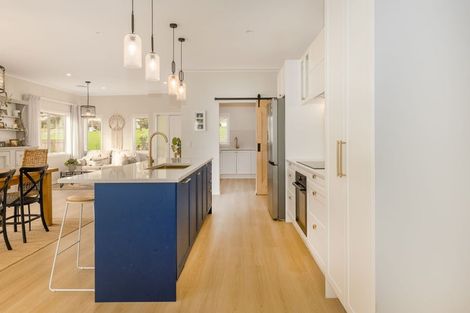 Photo of property in 7 Karearea Avenue, Waikanae, 5036