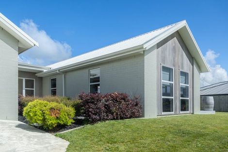 Photo of property in 3 Syrah Grove, Te Kauwhata, 3710