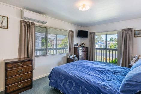 Photo of property in 32 Grace Crescent, Richmond Heights, Taupo, 3330