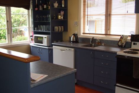 Photo of property in 37 Saint Albans Avenue, Hokowhitu, Palmerston North, 4410