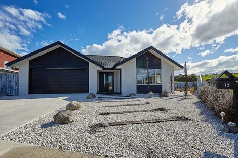 Photo of property in 12 Mcrae Gardens, Kaikoura Flat, Kaikoura, 7371