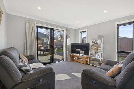 Photo of property in 24 King Street, Coalgate, 7673