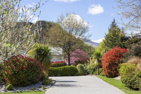 Photo of property in Butel Park, 30 Essex Avenue, Arrowtown, 9302