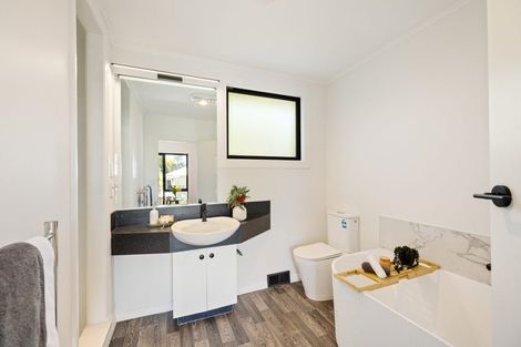 Photo of property in 61 Greers Road, Burnside, Christchurch, 8041