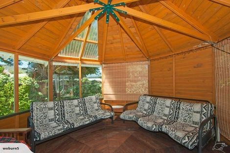 Photo of property in 24 Ludlam Crescent, Woburn, Lower Hutt, 5010