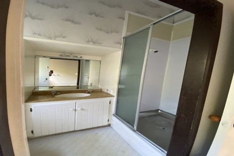 Photo of property in 893 Whangaparaoa Road, Manly, Whangaparaoa, 0930