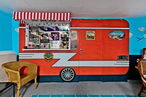 Photo of property in 101 Sturges Road, Henderson, Auckland, 0612