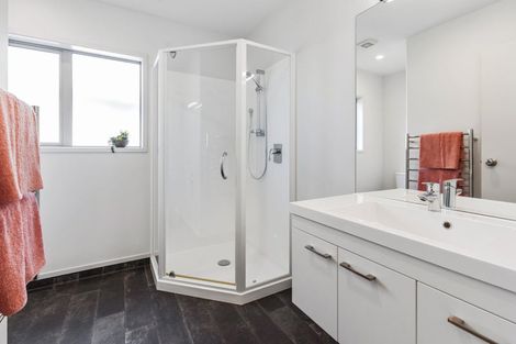 Photo of property in 11 Coach Drive, Otumoetai, Tauranga, 3110