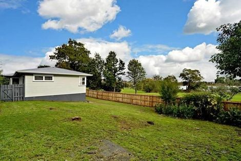 Photo of property in 10 Ranger Place, Wattle Downs, Auckland, 2103