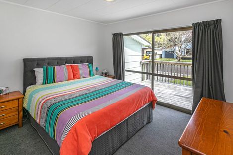 Photo of property in 17 Mako Avenue, Whiritoa, Whangamata, 3691