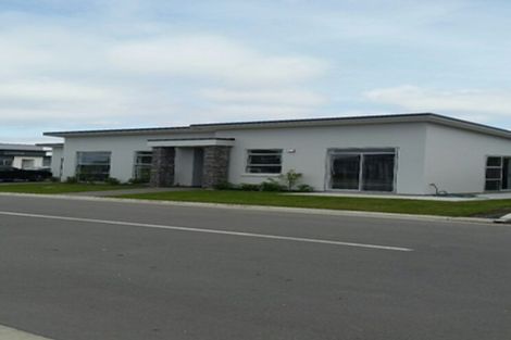 Photo of property in 1 Robb Place, Kaiapoi, 7630