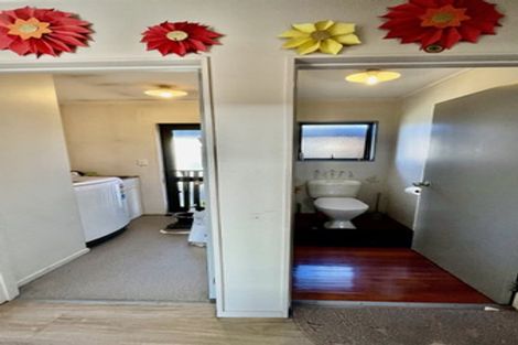 Photo of property in 387 West Coast Road, Glen Eden, Auckland, 0602