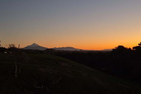 Photo of property in 826 Mokau Road, Mimi, Urenui, 4377