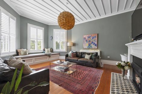 Photo of property in 190 Smart Road, Hillsborough, New Plymouth, 4372