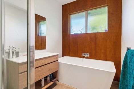 Photo of property in 72 Shearman Street, Waimate, 7924