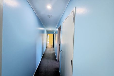 Photo of property in 53 Makora Road, Massey, Auckland, 0614