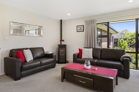 Photo of property in 32 Tyree Drive, Stoke, Nelson, 7011