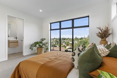 Photo of property in 4/14 Eastwood Rise, Browns Bay, Auckland, 0630