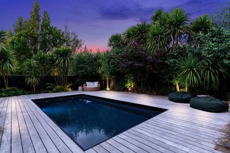 Photo of property in 60 Churchouse Road, Greenhithe, Auckland, 0632