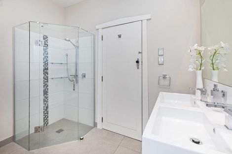 Photo of property in 128 Rutland Street, St Albans, Christchurch, 8052