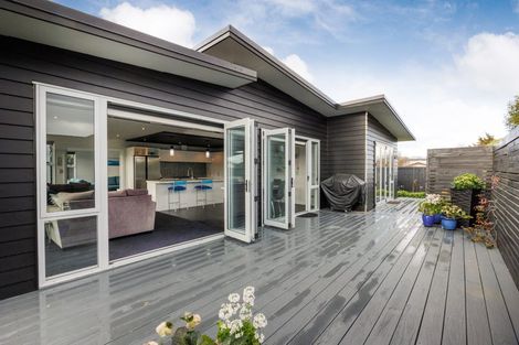 Photo of property in 59 Liberty Grove, Kelvin Grove, Palmerston North, 4414