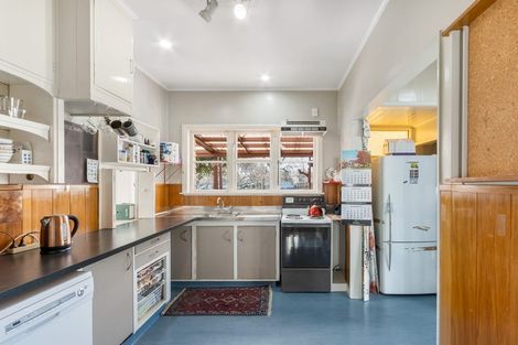 Photo of property in 82 Latham Street, Marewa, Napier, 4110