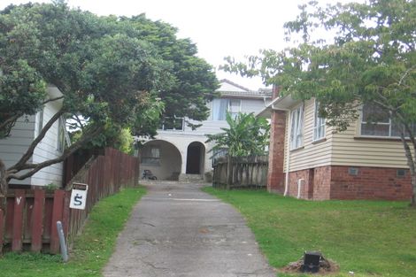 Photo of property in 5 Kelman Road, Kelston, Auckland, 0602