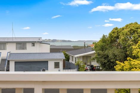 Photo of property in 3 Kauri Crescent, Snells Beach, 0920