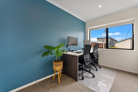 Photo of property in 39 Walter Merton Road, Hobsonville, Auckland, 0616